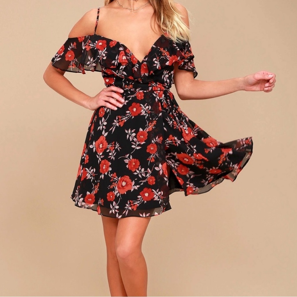 Lulus floral off shoulder ruffle wrap dress
